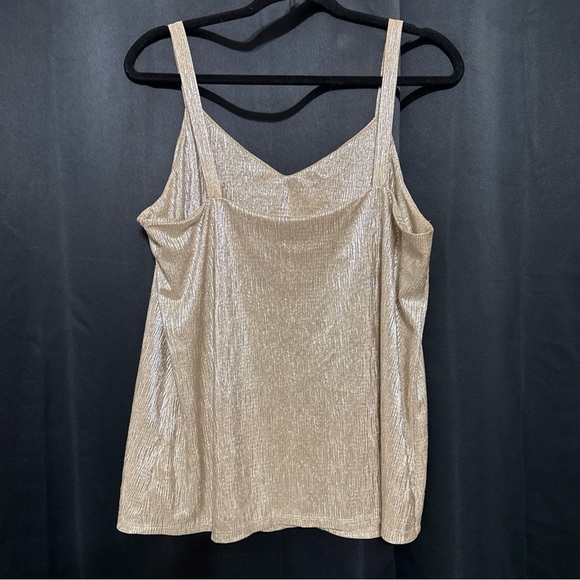 Gold V-Neck Tank Top - Picture 2 of 6